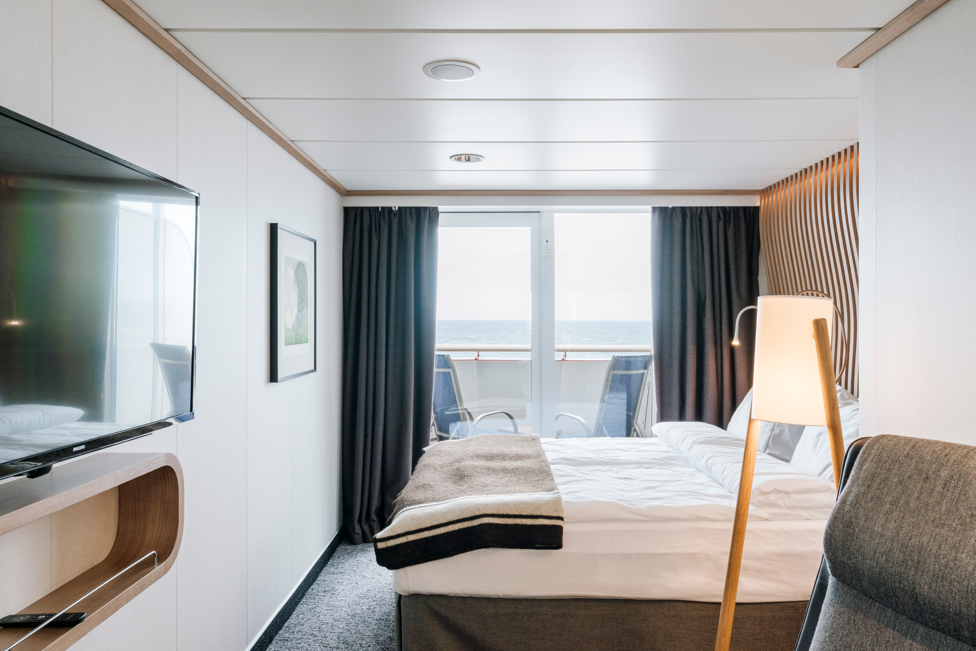 MyCruise Hurtigruten MS-Roald-Amundsen Kahytter Balkon XT,XTJ1
